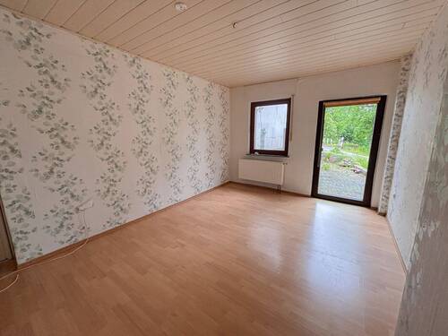 Schlafzimmer mit Gartenzugang EG - 