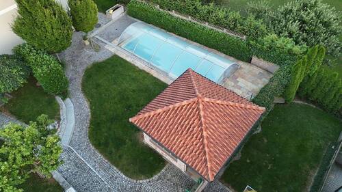 Pool mit Pavillion - 