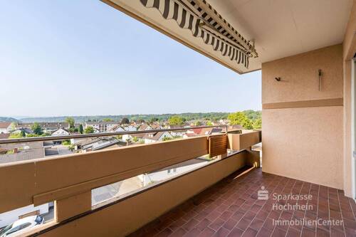 Balkon - 4 Zimmer Etagenwohnung zum Kaufen in Wehr