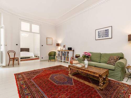 Wit in White - 4 Zimmer Etagenwohnung zum Kaufen in Berlin