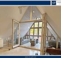 Urbanes Wohnen im Altstadthaus - mit Loggia und traumhaftem Burgblick - Weinheim