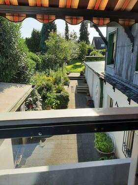 Blick vom geschützten Sonnenbalkon - 