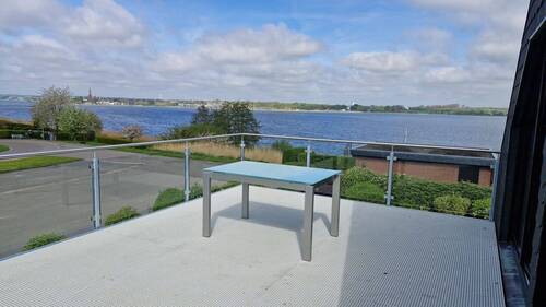 Blick von der Seeterrasse auf die Schlei - Für Wasserfreunde an der Schlei