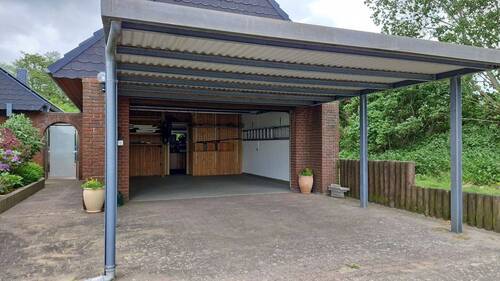 großes Doppelcarport - 