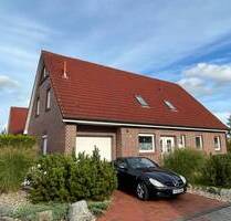 EINZIEHEN! Haus mit möblierter Einliegerwohnung, EBK und Garage! - Norden