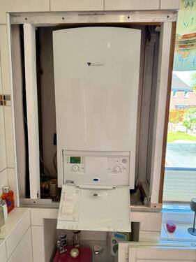 neuwertige Heizung - 