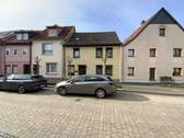 Straßenansicht - 6 Zimmer Reihenmittelhaus zum Kaufen in Clingen