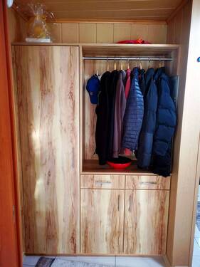 Garderobe - 