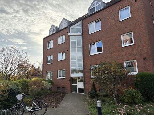 Hausansicht Eingangsseite - 