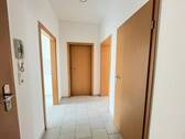 Flur.jpg - 2 Zimmer Etagenwohnung in Chemnitz