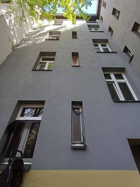 Hausansicht hinten - Gewerbeobjekt (Büro, Produktion, Verkauf) in Weißenfels