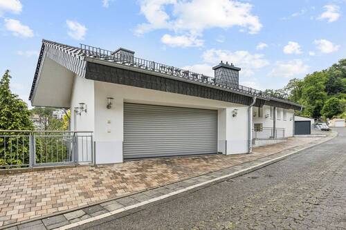 Garage - 