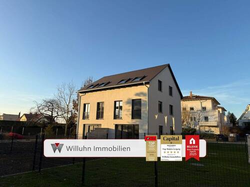 Ihre Doppelhaushälfte - Ihr Haus zur Miete! 6 Zimmer mit Garten I 2 Stellplätze I 2 Bäder