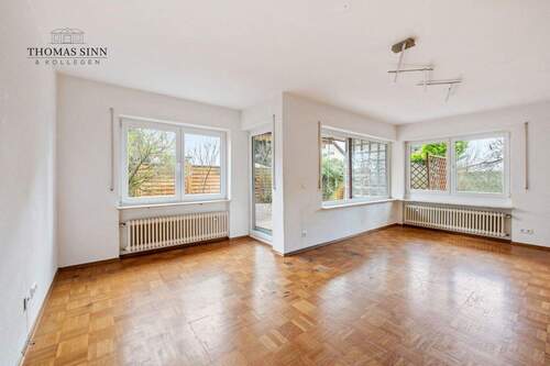 EG: Wohn-/Esszimmer - 