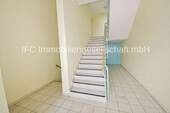 Hausflur / Treppenhaus - 