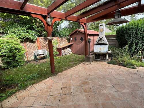 Überdachte Westterrasse - Reihenendhaus mit 96,00 m² in Norderstedt zum Kaufen