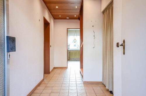 Diele EG - Reihenmittelhaus mit 102,70 m² in Leverkusen zum Kaufen