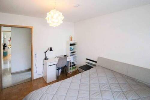 Schlafzimmer EG - 5 Zimmer Einfamilienhaus zum Kaufen in Ötisheim