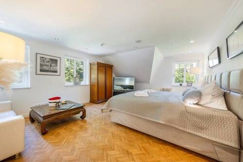 Dachgeschoss - 2. Schlafzimmer mit Wohnfeeling - 