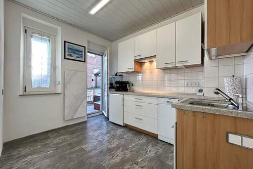 Küche Erdgeschoss - 1 Zimmer Mehrfamilienhaus, Wohnhaus in Ansbach