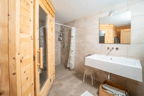  Bad mit Sauna - 