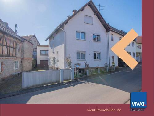 Bild 1 - Solides Einfamilienhaus mit Nebengebäude, Garage und Garten. Käuferprovisionsfrei!