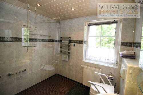 Bad Erdgeschoss - 