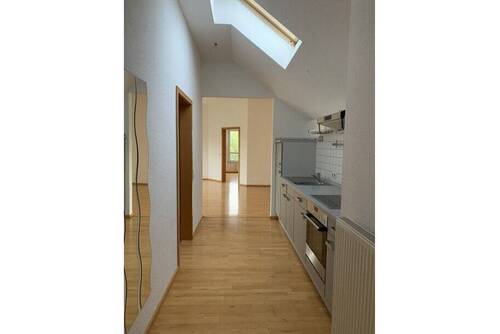 Bild 1 - Konz-Mitte: 2 Zimmer-Komfort-Wohnung (ca. 60 m²) mit Balkon und Gartenmitbenutzung ab dem 01.10.2025 zu vermieten.