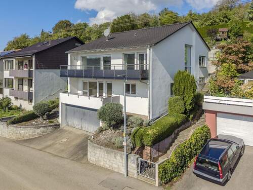 Ihr neues Familiendomizil - 7 Zimmer Mehrfamilienhaus, Wohnhaus zum Kaufen in Remshalden