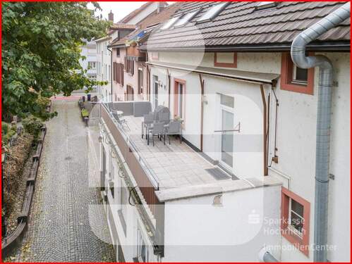 Außenansicht - Tolle Wohnung in der Fußgängerzone von Bad Säckingen - riesiger Balkon als Highlight!