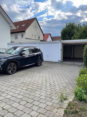 Zufahrt Doppelgarage - 