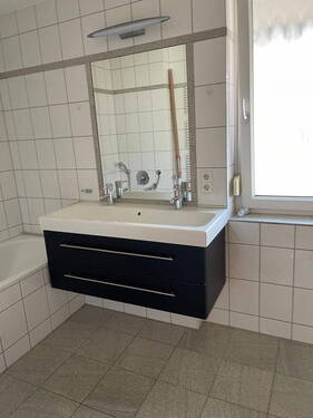 Masterbad - Doppelhaushälfte mit 145,00 m² in Nufringen zur Miete