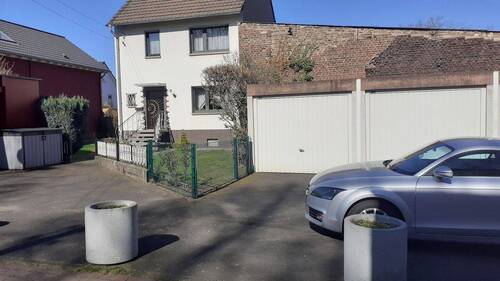 Bild 3 - 6 Zimmer Einfamilienhaus in Köln