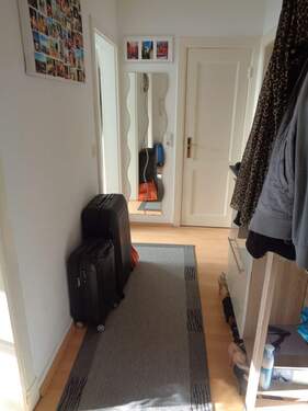 Flur - 2 Zimmer Etagenwohnung zur Miete in Hamburg