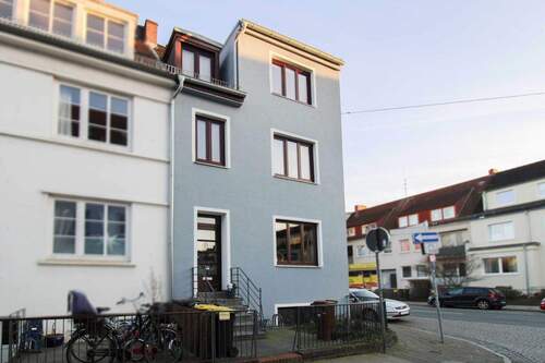 Aussenansicht - 5 Zimmer Einfamilienhaus zum Kaufen in Bremen