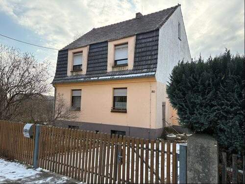 Ansicht Immobilie - Handwerker aufgepasst !!! - 130.000,00&nbsp;EUR Kaufpreis, ca.&nbsp; 98,00&nbsp;m&sup2;&nbsp;Wohnfl&auml;che