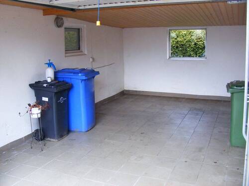 Garage - 