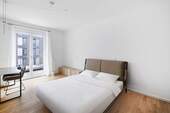 Schlafzimmer mit Balkon - 