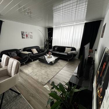 Wohnzimmer - 1 Zimmer Etagenwohnung zum Kaufen in Kaiserslautern