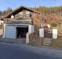 renovierungsbedürftiges, geräumiges Haus in herrlicher Waldrand- und Aussichtslage von Zwiesel