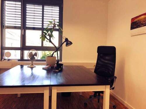 Arbeitsplatz - Büro mit 27,00 m&sup2; in Dresden zur Miete