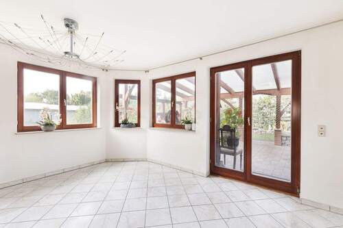 Mit Zugang zur Terrasse - 