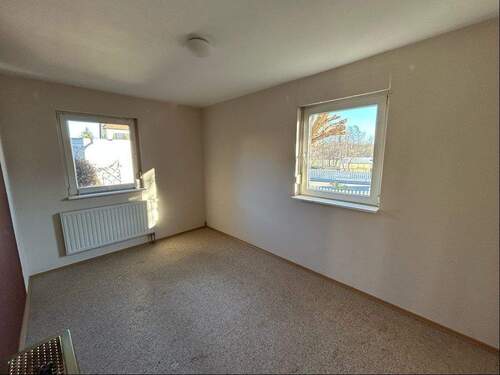 Büro oder Gästezimmer im Erdgeschoss - 