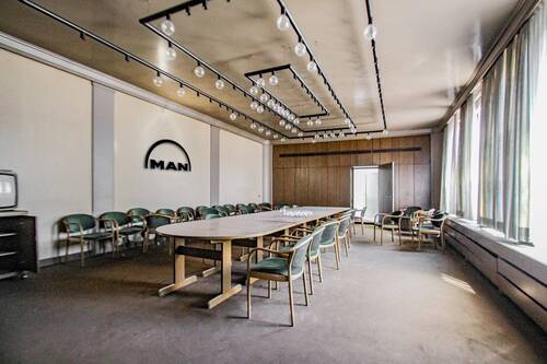 MAN Besprechungsraum - 