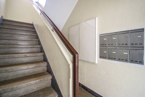 Wohn-/Geschäftshaus Eingang - 