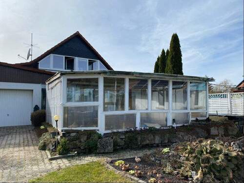 früherer Teich im Garten - Mehrfamilienhaus, Wohnhaus mit 269,80 m&sup2; in Dentlein zum Kaufen