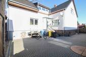 Hausansicht - VB: Gehoben und neuwertig: 7-Zi.-EFH mit Garten in Burgstall