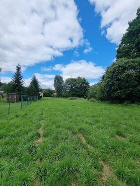 Sicht von unten zur Scheune - 