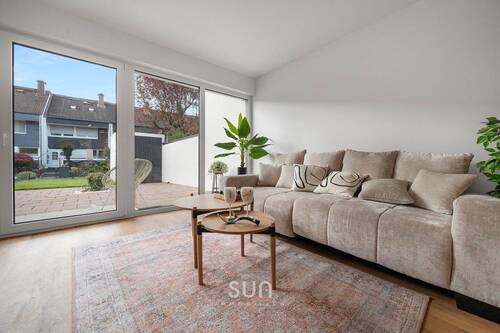 WOHNZIMMER - 