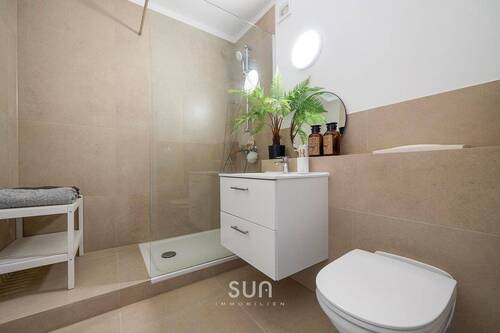 BADEZIMMER 1. OG - 